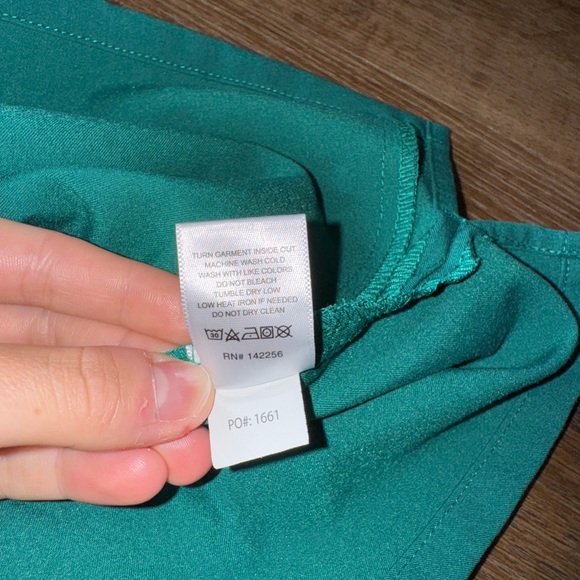 Figs Hunter Green Scrub Top - Picture 9 of 10